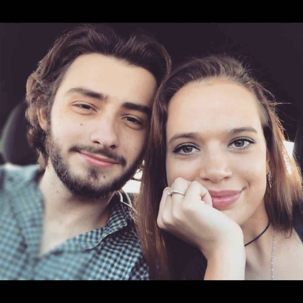 Meet your Posher, Arielle